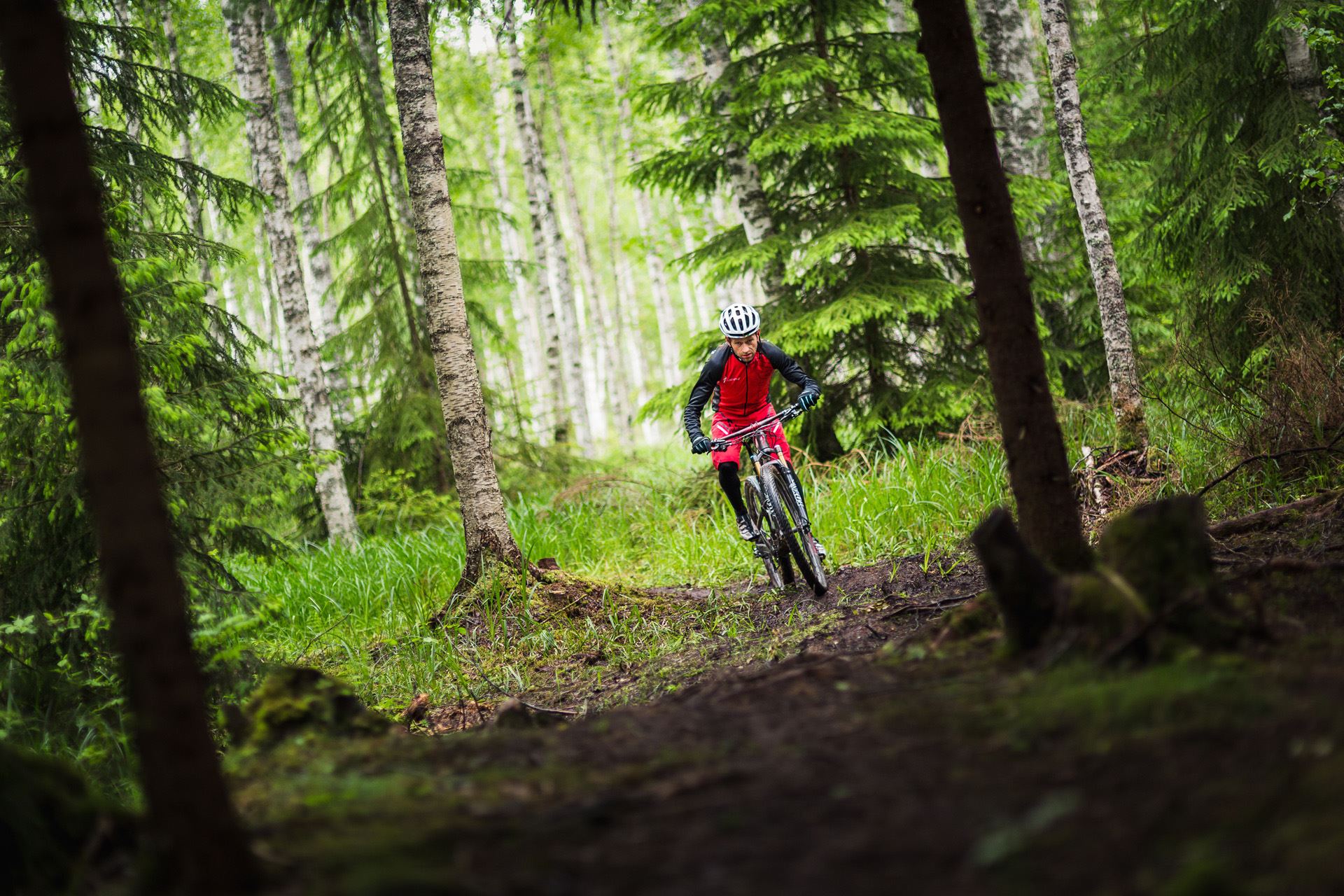 Cykla på Högbo MTB-Arena