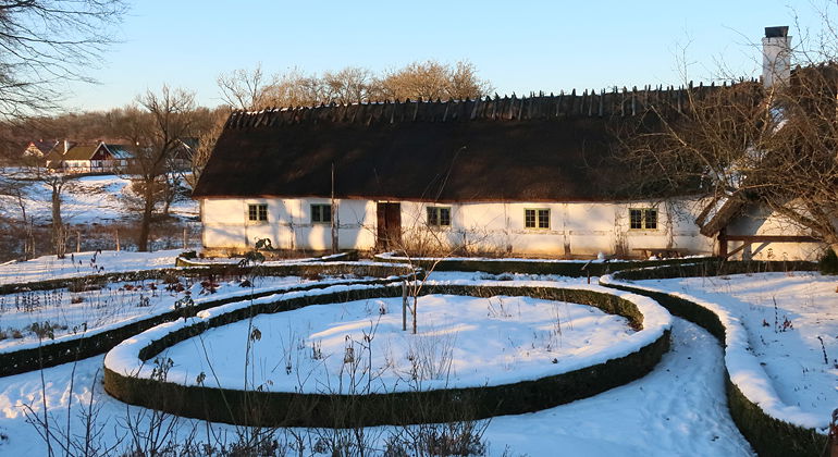 Gamlegård.