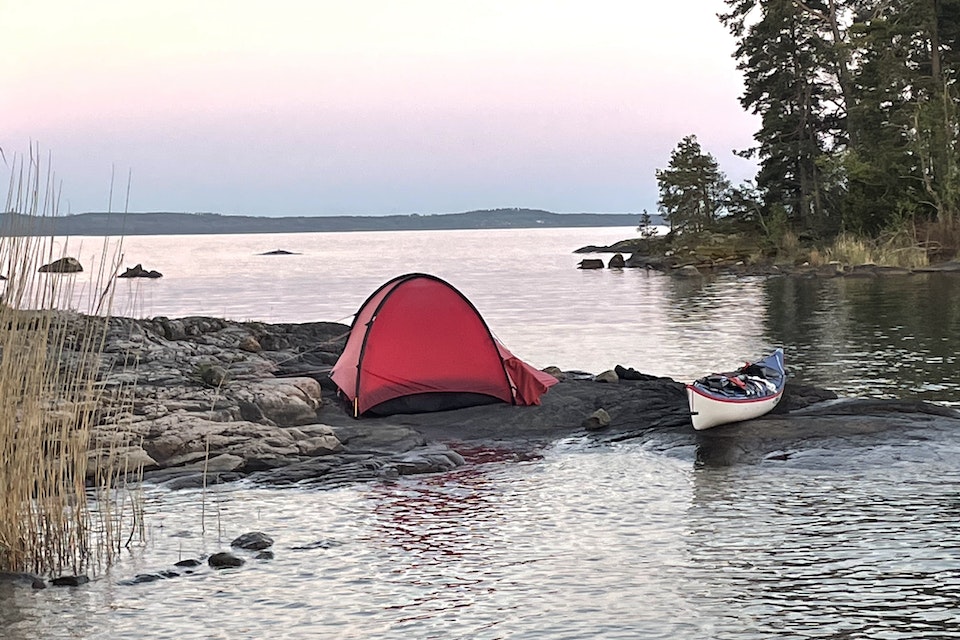 Tälta i skärgårdsmiljö med Arkipelag kajak