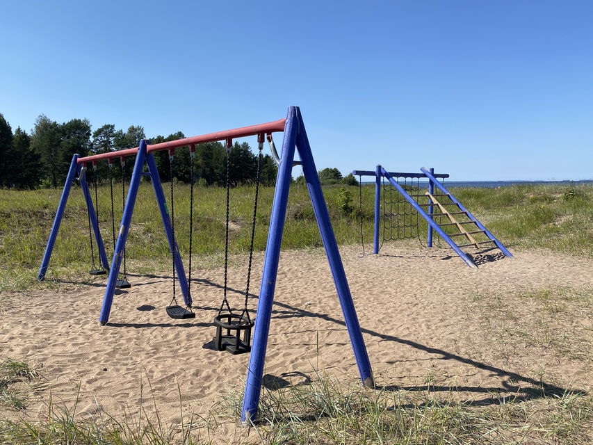 Lekplats på stranden