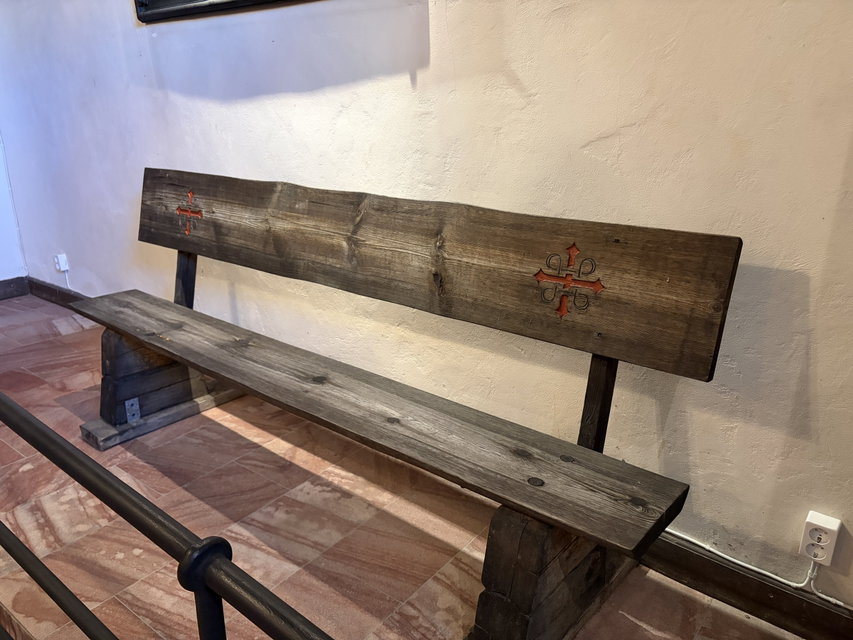 Pilgrimsbänk Grangärde Kyrka