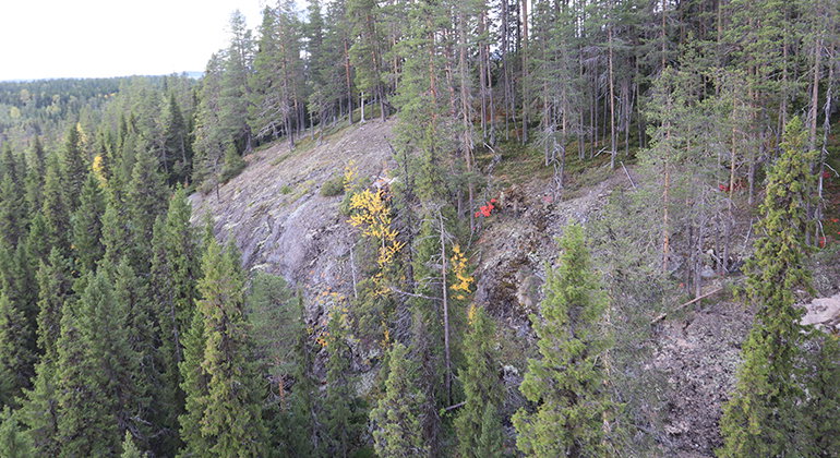 Baktesberget branta bergssida.