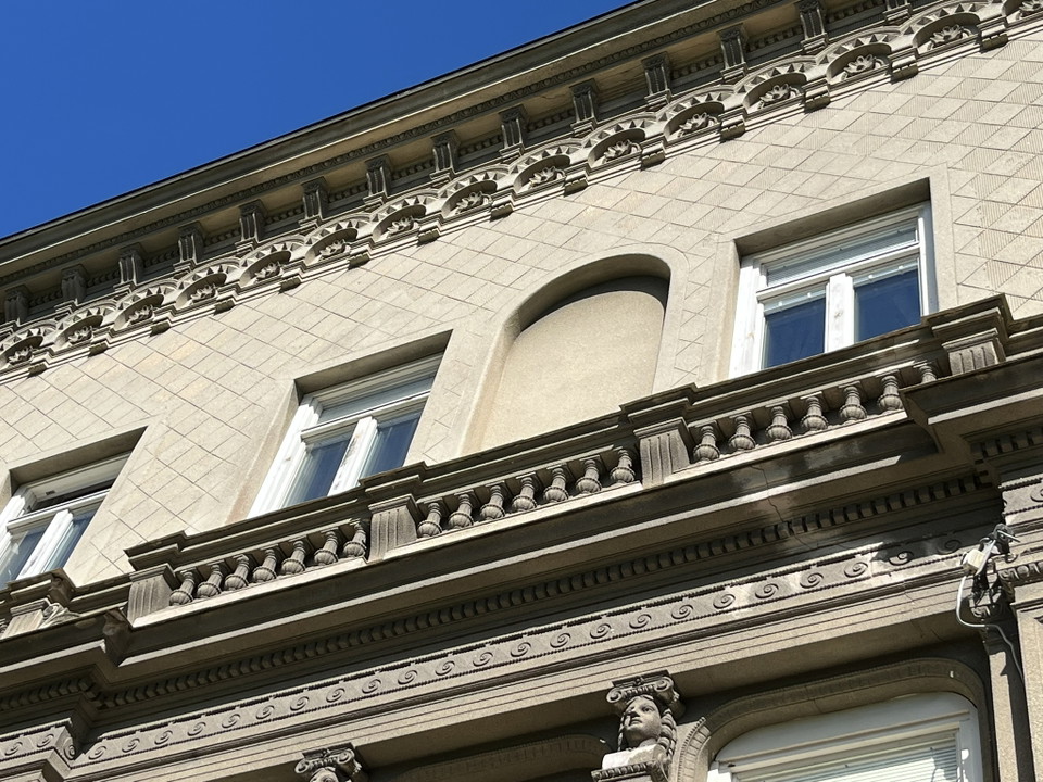 A.G. Peterssons hus, Kungsgatan 31